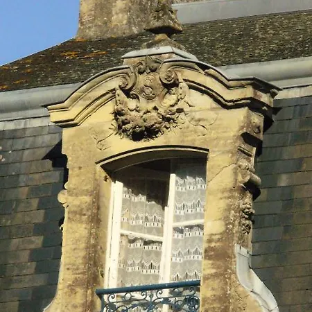 Le Logis De L Hotel Huet Du Perrey Frühstückspension