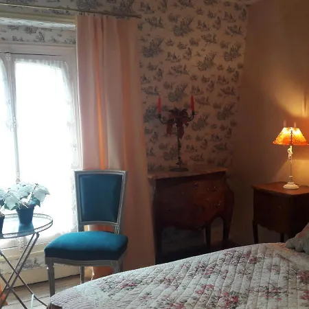 Le Logis De L Hotel Huet Du Perrey Frühstückspension
