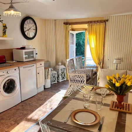 Le Logis De L Hotel Huet Du Perrey 3*