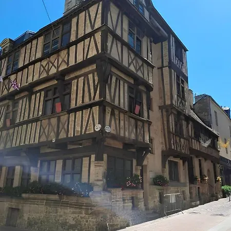 Le Logis De L Hotel Huet Du Perrey 3*
