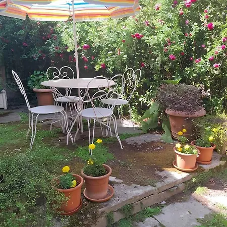 Le Logis De L Hotel Huet Du Perrey 3*
